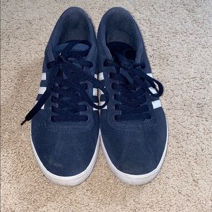 Women’s navy blue and white Adidas neo sneakers